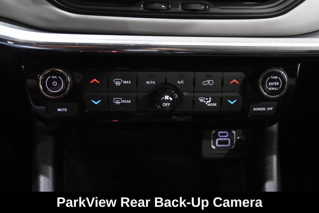Used 2023 Jeep Compass Limited w/ Elite Group AWD/4WD image 22