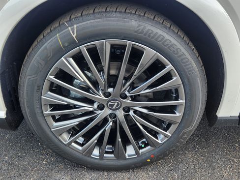 New 2026 Lexus RX 450h 450h+ Luxury image 10