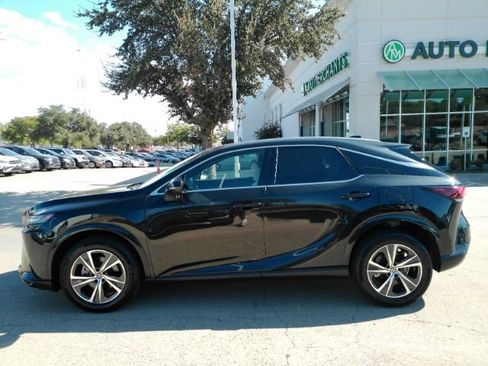Used 2023 Lexus RX 350 Premium w/ Accessory Package (Z1) FWD image 10