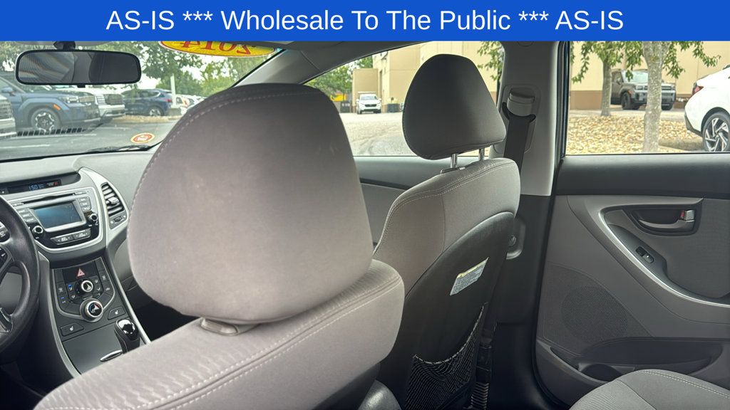 Used 2014 Hyundai Elantra SE w/ Option Group 02 FWD image 30