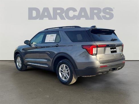 Certified 2025 Ford Explorer Active image 4