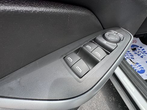 Used 2024 Chevrolet Trax LS w/ LS Convenience Package FWD image 19
