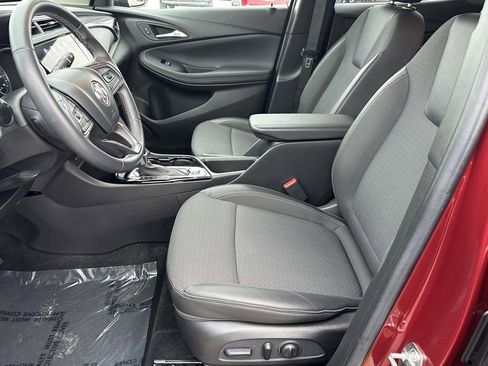 Certified 2022 Buick Encore GX Preferred w/ Cold Weather Comfort Package image 17