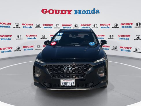 Used 2019 Hyundai Santa Fe Limited image 3