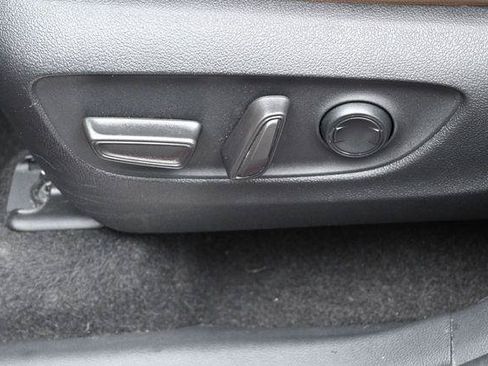 Used 2024 Toyota Grand Highlander AWD Hybrid image 10