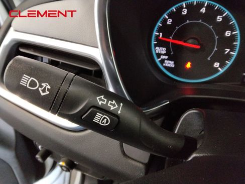 Used 2022 Chevrolet Equinox LS w/ LPO, Floor Liner Package image 15