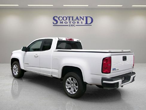 Used 2022 Chevrolet Colorado LT w/ Fleet Safety Package RWD image 9