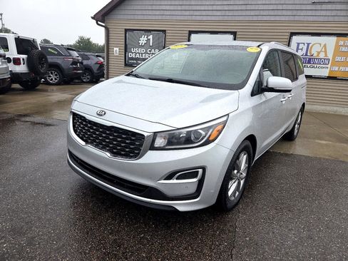 Used 2020 Kia Sedona EX image 1