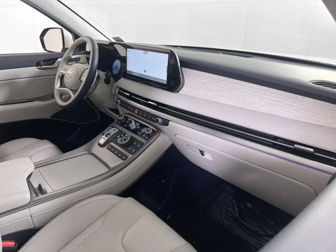 Used 2023 Hyundai Palisade Calligraphy image 30