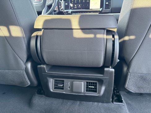 New 2026 GMC Sierra 1500 Elevation image 19