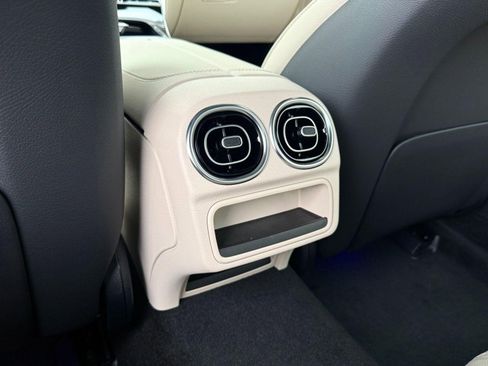 New 2026 Mercedes-Benz C 300 4MATIC Sedan image 29