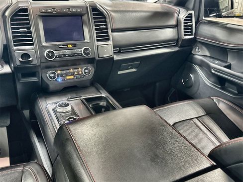 Used 2021 Ford Expedition Limited image 27