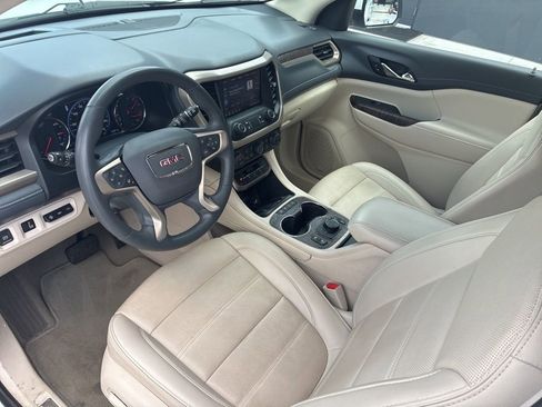 Used 2023 GMC Acadia Denali AWD/4WD image 15