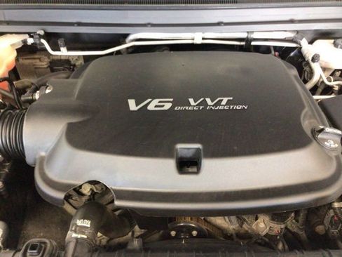 Used 2021 Chevrolet Colorado LT AWD/4WD image 27