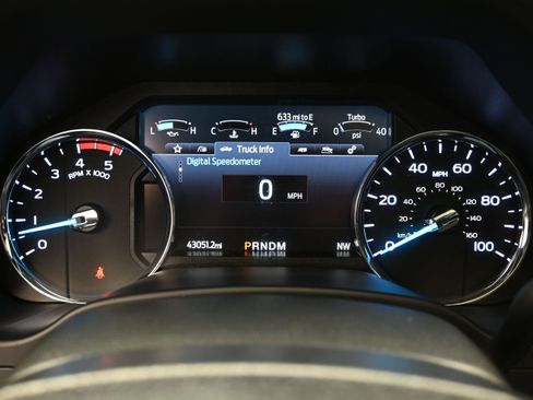 Used 2020 Ford F350 Lariat w/ Lariat Ultimate Package image 26