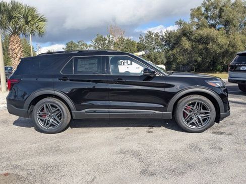 New 2026 Ford Explorer ST w/ Sun And Sound Package image 5