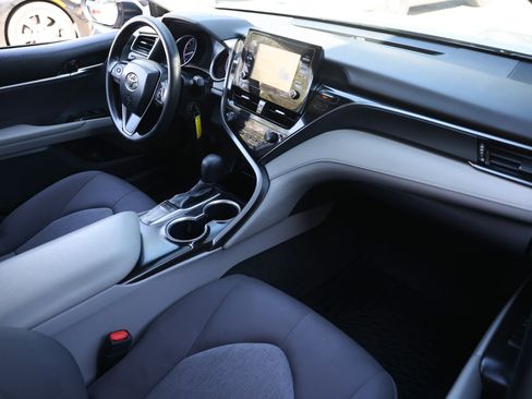 Used 2023 Toyota Camry LE image 21