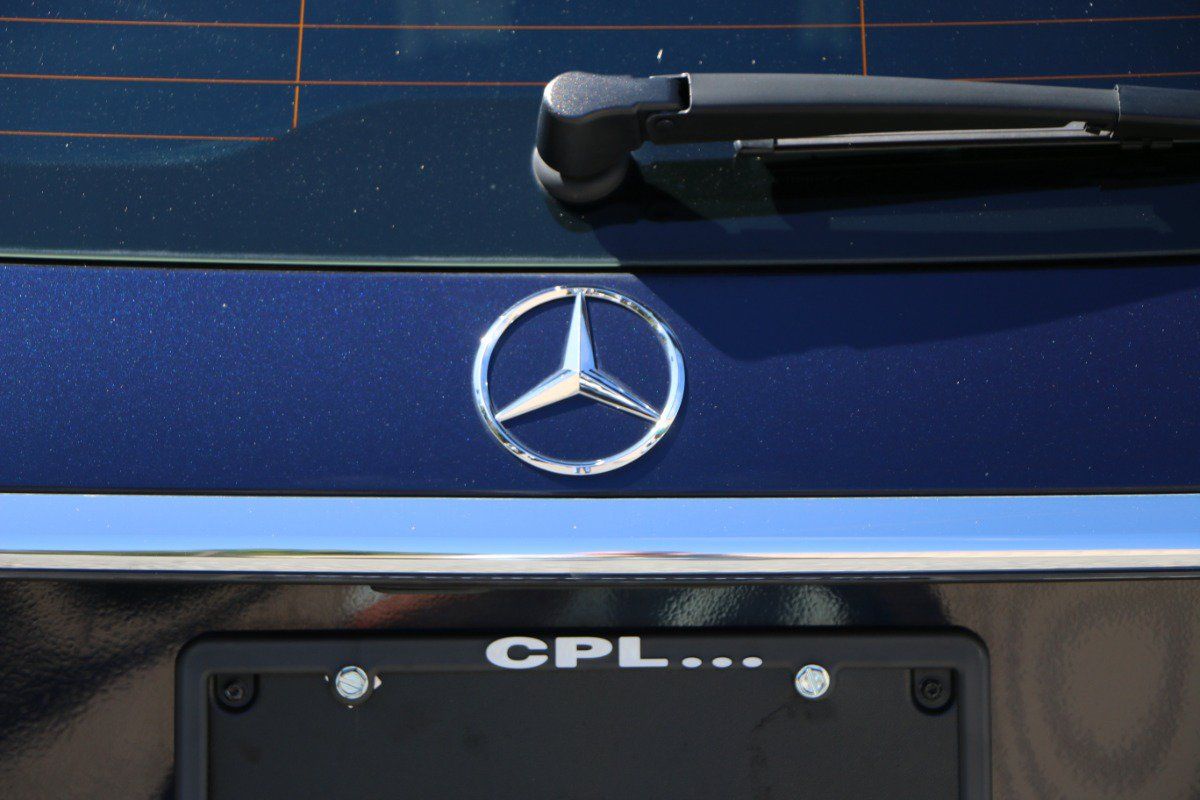 Used 2018 Mercedes-Benz E 400 4MATIC Wagon image 5