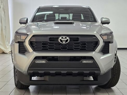 New 2025 Toyota Tacoma TRD Sport image 14
