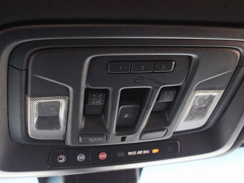 Used 2020 Chevrolet Silverado 3500 High Country w/ Z71 Off-Road Package image 30