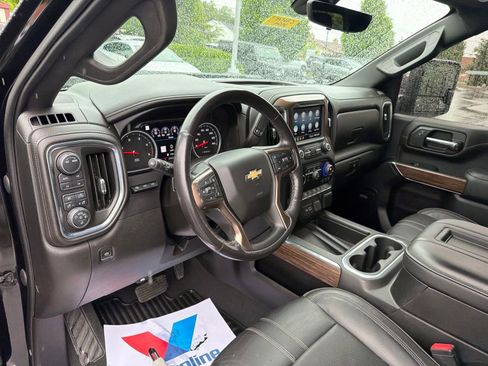 Used 2020 Chevrolet Silverado 2500 High Country w/ Z71 Off-Road Package AWD/4WD image 10