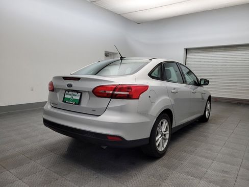 Used 2018 Ford Focus SE image 9