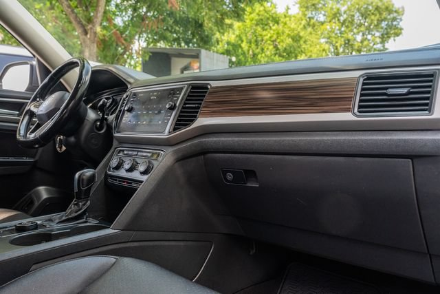 Used 2021 Volkswagen Atlas SE w/ Towing Package AWD/4WD image 45