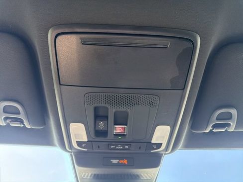 Used 2025 Honda Accord Sport image 37