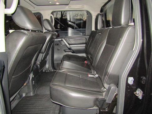 Used 2014 Nissan Titan PRO-4X image 12