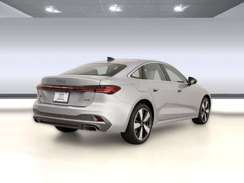 Used 2025 Audi A5 2.0T Premium Plus w/ Premium Plus AWD/4WD image 9