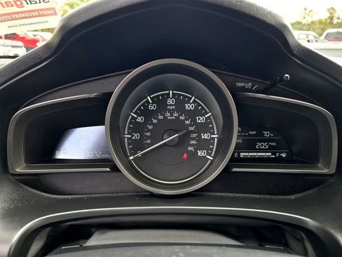 Used 2018 MAZDA MAZDA3 Touring image 15