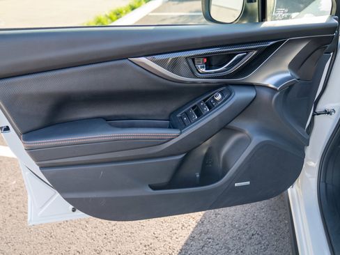 Used 2019 Subaru Crosstrek 2.0i Limited w/ Moonroof Package w/Navigation AWD/4WD image 10