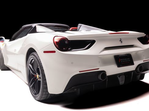 Used 2017 Ferrari 488 Spider RWD image 24