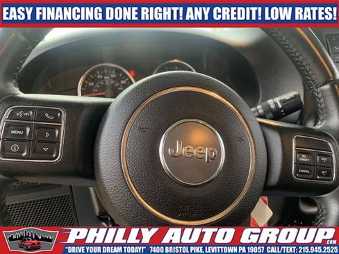 Used 2015 Jeep Wrangler Unlimited Rubicon w/ Max Tow Package AWD/4WD image 18
