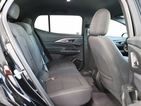 Used 2025 Chevrolet Equinox EV LT w/ Comfort Package FWD image 18