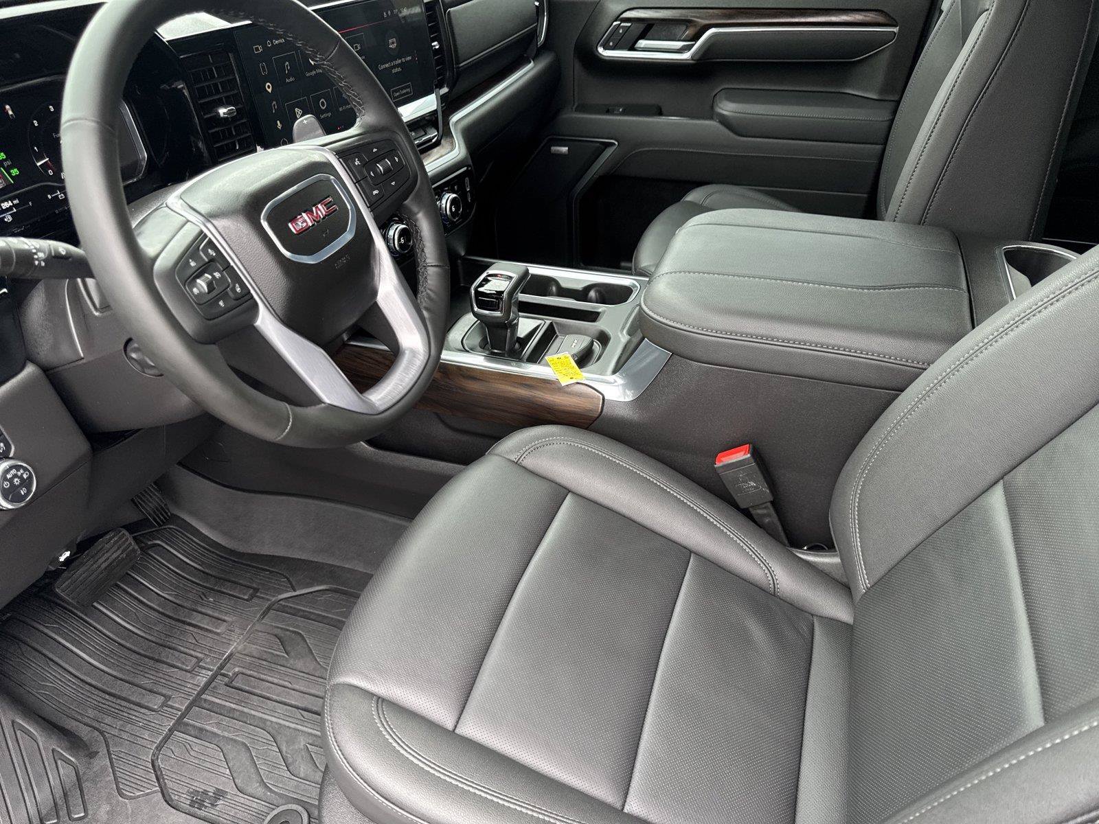 Used 2025 GMC Sierra 1500 SLT w/ SLT Premium Plus Package AWD/4WD image 10