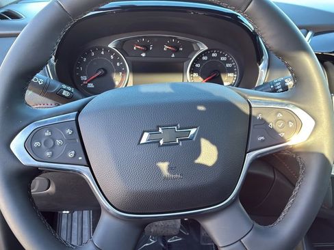 Used 2023 Chevrolet Traverse RS w/ LPO, Floor Liner Package image 12
