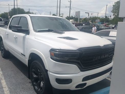 Used 2021 RAM 1500 Limited w/ Night Edition AWD/4WD image 3