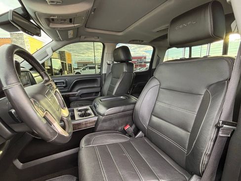 Used 2015 GMC Sierra 2500 Denali w/ Duramax Plus Package image 11