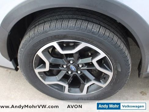 Used 2017 Subaru Crosstrek 2.0i Premium image 12
