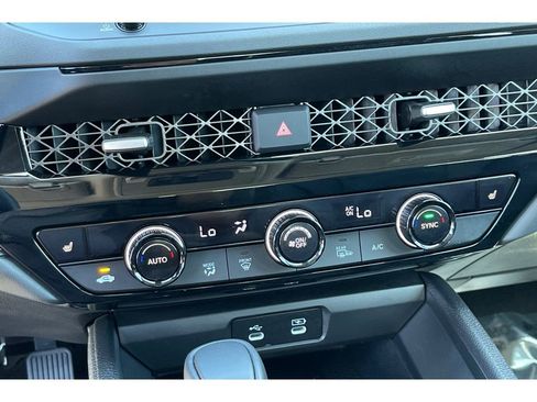 Certified 2025 Honda Accord EX-L image 27