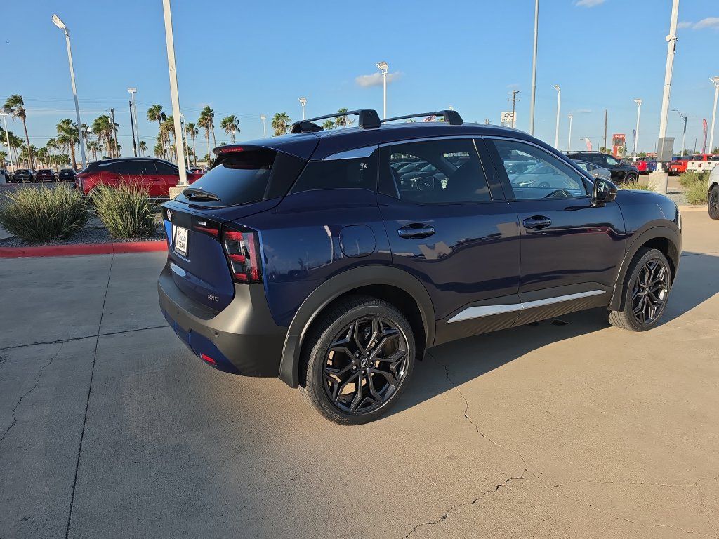New 2027 Nissan Kicks SR AWD/4WD image 6