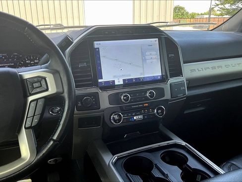 Used 2022 Ford F250 Lariat w/ Tremor Off-Road Package AWD/4WD image 6
