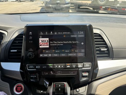 Used 2022 Honda Odyssey EX-L image 18