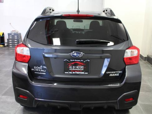 Used 2016 Subaru Crosstrek 2.0i Premium AWD/4WD image 5