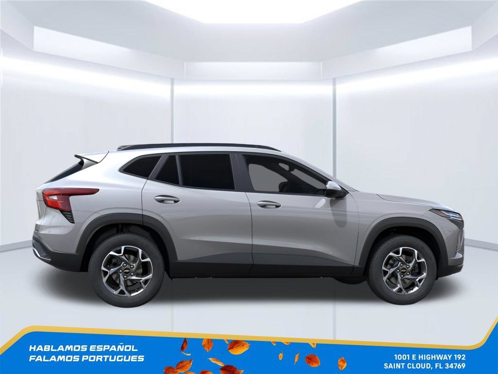New 2026 Chevrolet Trax LT w/ Driver Confidence Package FWD image 5