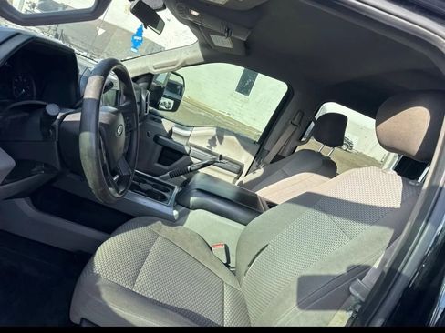 Used 2017 Ford F250 XLT w/ XLT Premium Package image 9