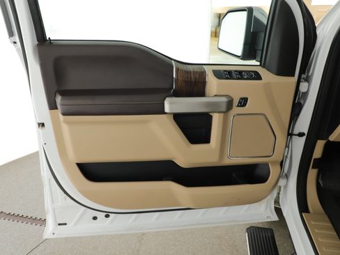 Certified 2019 Ford F150 Lariat w/ Equipment Group 502A Luxury AWD/4WD image 7