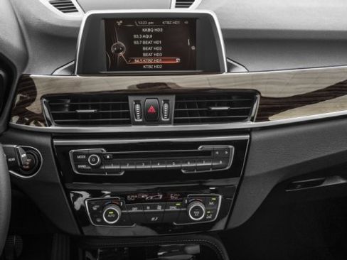 Used 2017 BMW X1 sDrive28i image 10