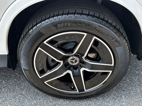 Certified 2026 Mercedes-Benz GLC 300 4MATIC image 23